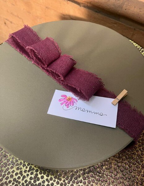 AURA FLOWER BOX Verde salvia con fiori primaverili nei toni rosa, lilla e verde acido