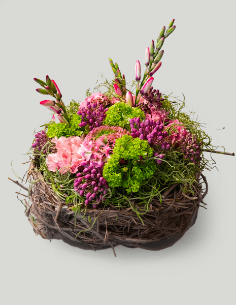 NIDO FLOWER BOX Nido intreccio di rami, viburno, garofani, Syringa e ranuncoli