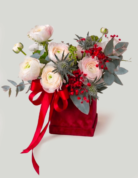 FIAMMA FLOWER BOX Ranuncoli rosa chiaro, gypsophila rossa, eryngium