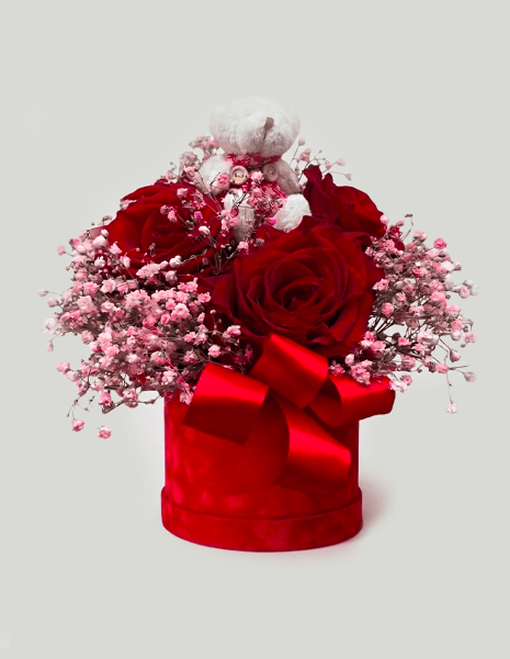 RUBY FLOWER BOX Rose rosse Explorer, gypsophila colorata e orsetto peluche