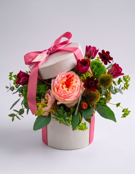 Flower box nei toni pesca e bordeaux