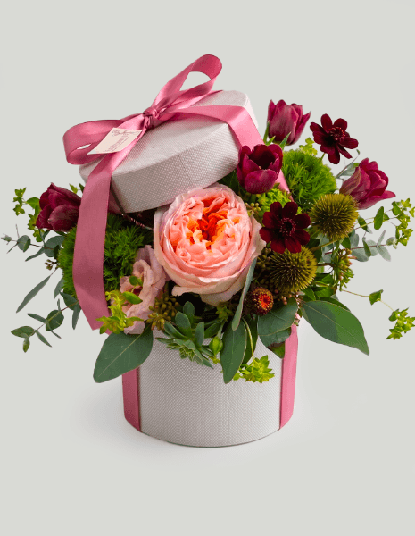 ALBA FLOWER BOX Rose inglesi pesca, lisianthus, echinacea, bupleurum e margherite