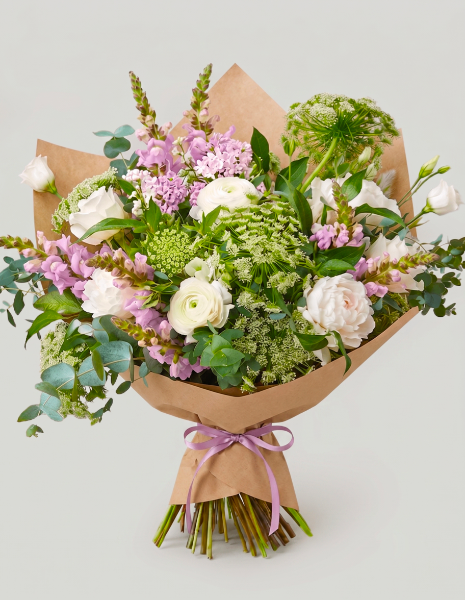 	 BOUQUET MORGANA Ranuncoli, violacciocche glicine, ammi visnaga e lisianthus bianco