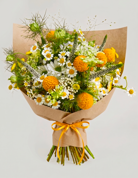 BOUQUET NORA fiori di campo, camomilla, scabiosa, tanaceto, craspedia e veronica