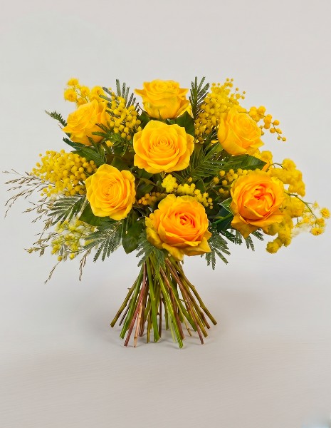 Bouquet Karina con rose gialle e mimosa