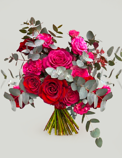 BOUQUET CASSIOPEA Rose rosse e rose fucsia Country Blues con eucalipto e bacche